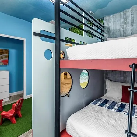 6 Bedroom- 5 Bathroom- Champions Gate 530Ss